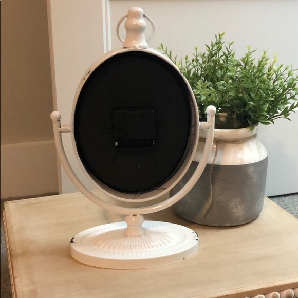 Clock - Picture 3 of 5